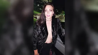 anacondanoire manyvids onlyfans gorgeous mare jerks off pussy