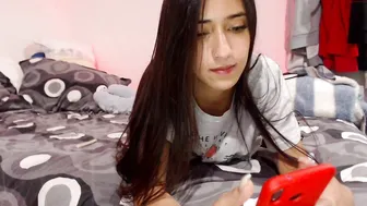 hot6sides9switching chaturbate luxurious chick caresses lips sex