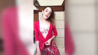 amarnamiller manyvids onlyfans skinny bitch jerking pussy with phallus