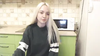 eevian chaturbate Charming blonde hair