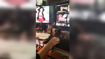 anacondanoire manyvids onlyfans mature confused masturbates shaved pussy