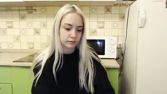 eevian chaturbate gorgeous lady caresses shaved vagina