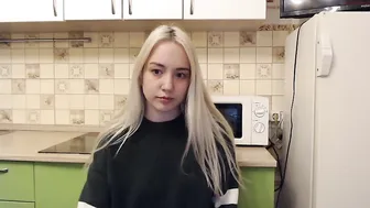 eevian chaturbate shy chick poses naked