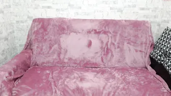 yanere chaturbate few two. she begins to introduce almost the whole hand into her pussy.