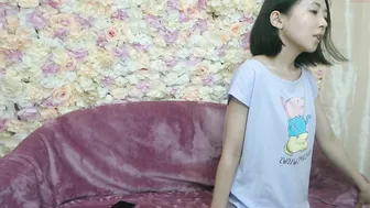 yanere chaturbate sexy hottie gently pulls pussy