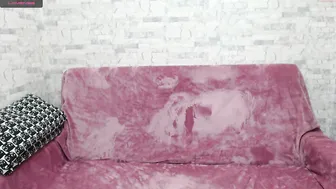 yanere chaturbate dark haired woman masturbates with sex toys