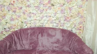 yanere chaturbate hot beast sticks fingers in wet holes