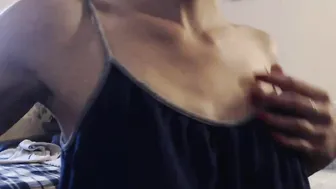 discreetcouple123 chaturbate big tit babe bares sexy body