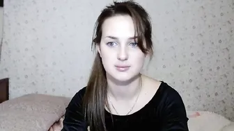 cherry_one chaturbate beautiful lady pulls pussy