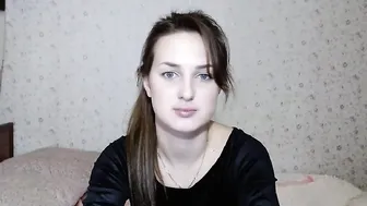 cherry_one chaturbate beautiful lady pulls pussy