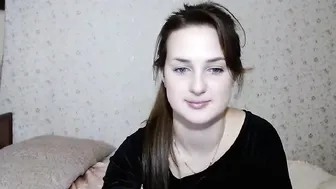 cherry_one chaturbate beautiful lady pulls pussy