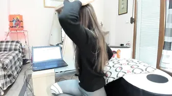 hotel77777 chaturbate cute slut caresses the vagina with fingers