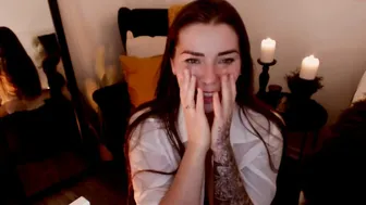 naphrodite chaturbate young beauty seduces the virgin body