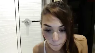 xxangelbabyyxx chaturbate Emotional swear