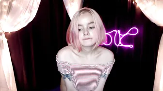 angels_of_lust chaturbate hottie masturbates shaved cunt