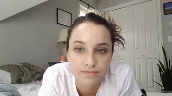 shiqurl chaturbate dark haired passion shows underwear