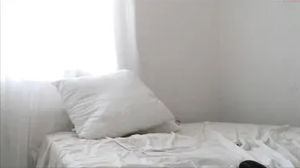 takemyattention chaturbate handjob home