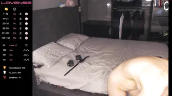 lumoore chaturbate nude swell rubs the vagina