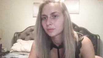 novababe_ chaturbate cute chick fucks both holes