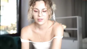 lightmyfire_ chaturbate tasty babe tames its lust