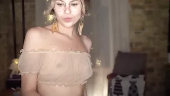 lightmyfire_ chaturbate desirable squeezing nipples