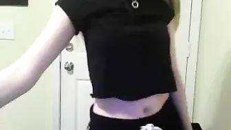 emma111222333 Exciting Shmara furiously fucks a point