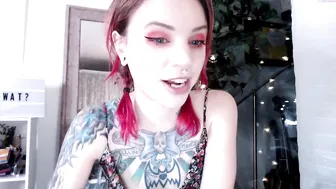 babyjas makes us happy with her hot excited cap