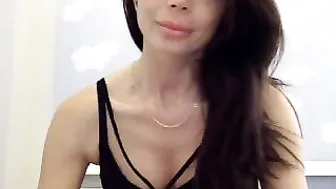 sweettberry Shy babe pulls shaved pussy