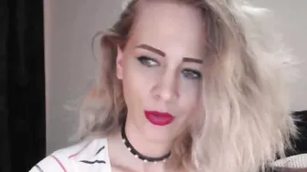 nicepussyfuckk18 Wonderful babe cums from a handjob