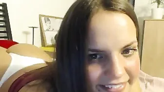 heni18hottie gorgeous big tit blonde