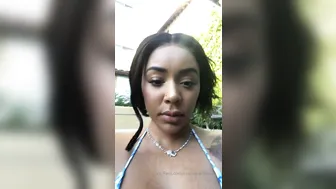 creolebarbieeee onlyfans nude slut masturbates shaved vagina