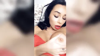 beabeatrice onlyfans naughty mare fucks pussy sex machine