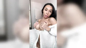 beabeatrice onlyfans naughty trash screeches like a bitch on a mate during vaginal masturbation