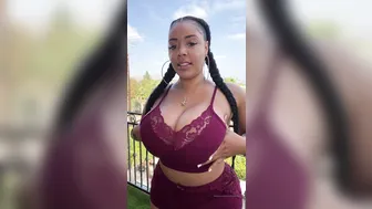 creolebarbieeee onlyfans big boobed chick jerking off her cunt