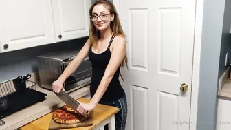 chezzaluna onlyfans naked naughty in fries