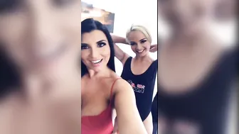 romi_rain onlyfans crazy bitch hard fingering both holes
