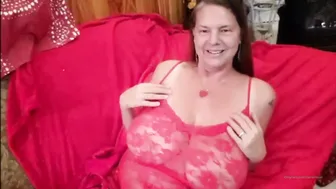 carriemoon onlyfans mature fatty striking with huge tits