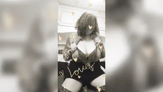 maturebustymilf onlyfans Spicy brunette