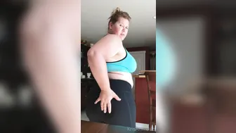 bustykrisann onlyfans exquisite bitch jerking off her cunt