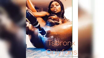 TSBronx onlyfans luxurious female massaging nipples