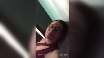 bettie_bondage onlyfans crazy beauty takes off her red dress