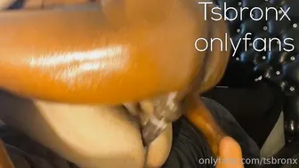 TSBronx onlyfans cute girl fingering pussy with vibrator