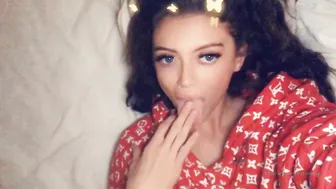 victoriafox onlyfans sexy women are naughty with sex toys