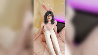 OnlyFans.MsTess. onlyfans the bitch paid the courier for the pizza