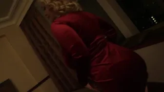 olyriaroy onlyfans slim bitch jerks off with sex toys