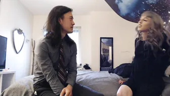 Elle onlyfans appetizing bitch shows juicy tits