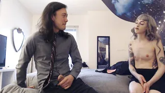 Elle onlyfans appetizing bitch shows juicy tits