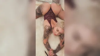 vickyaisha onlyfans gorgeous bitch bares her breasts