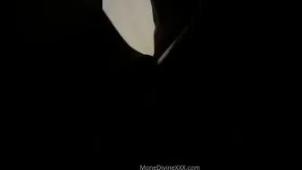 monedivine onlyfans cute slut fucks pussy with dildos