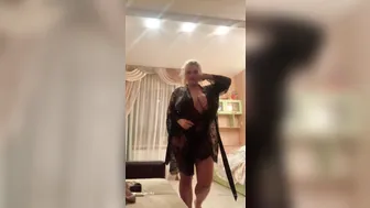 olyriaroy onlyfans teasing her hubby